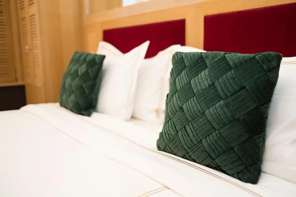 City Luxury: 3Br, Prime Location Bruxelas 0*,  Bélgica